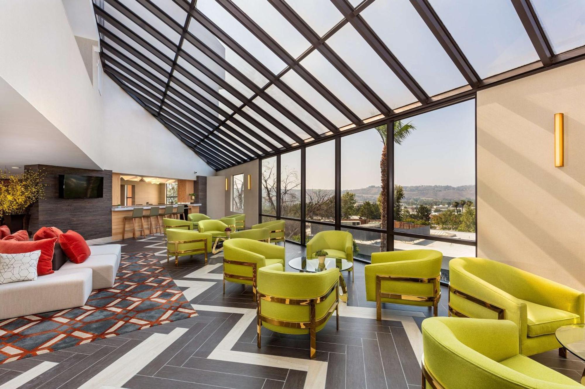 Doubletree By Hilton Pomona Exterior foto